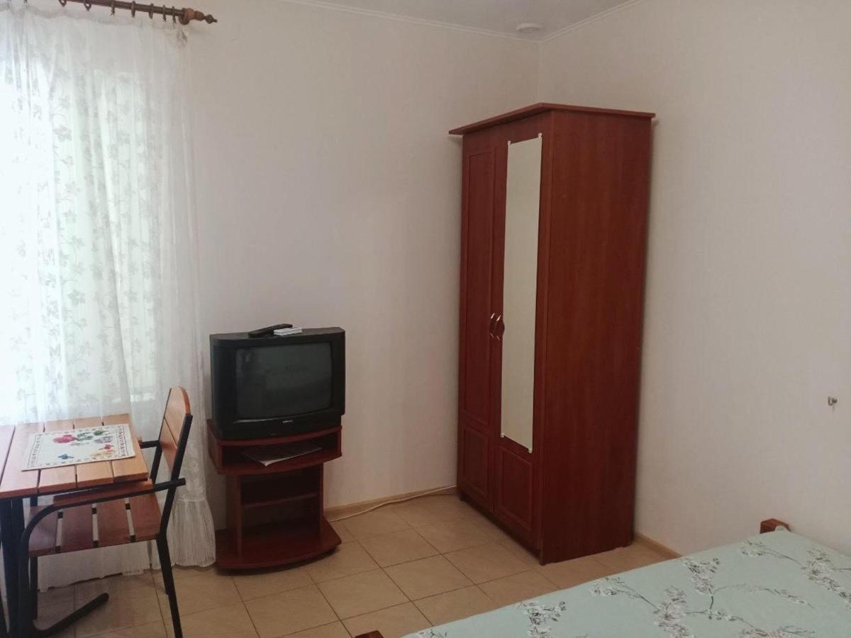 Mini-Hotel Luch Odessa Eksteriør bilde