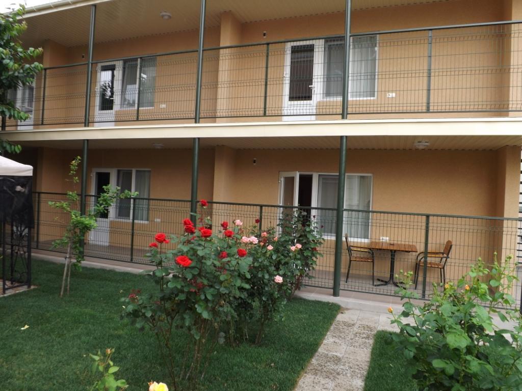 Mini-Hotel Luch Odessa Eksteriør bilde